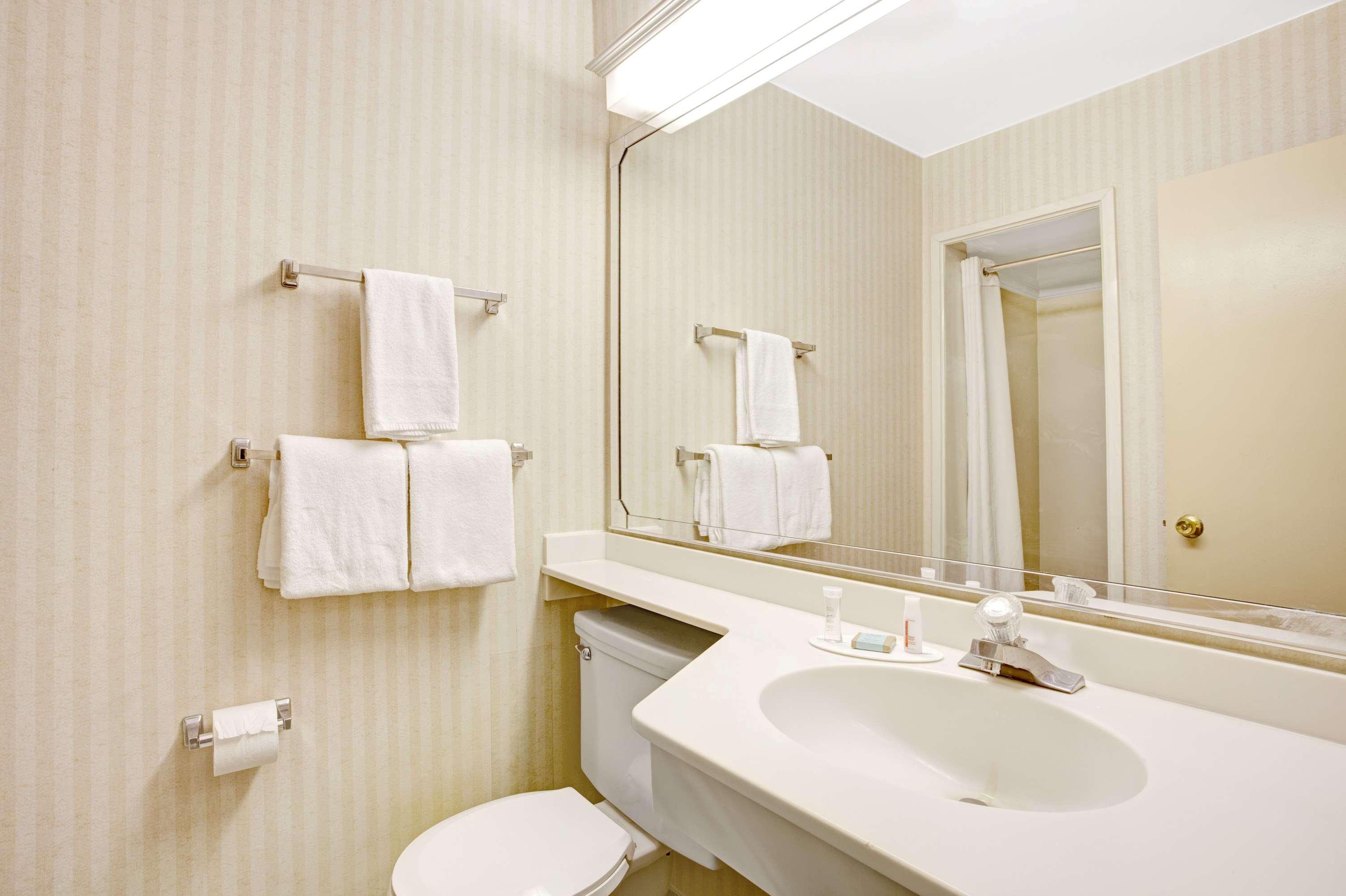 ทราเวลลอดจ์ ซีแอตเทิล บาย เดอะ สเปซ นีดเดิล Hotel ภายนอก รูปภาพ