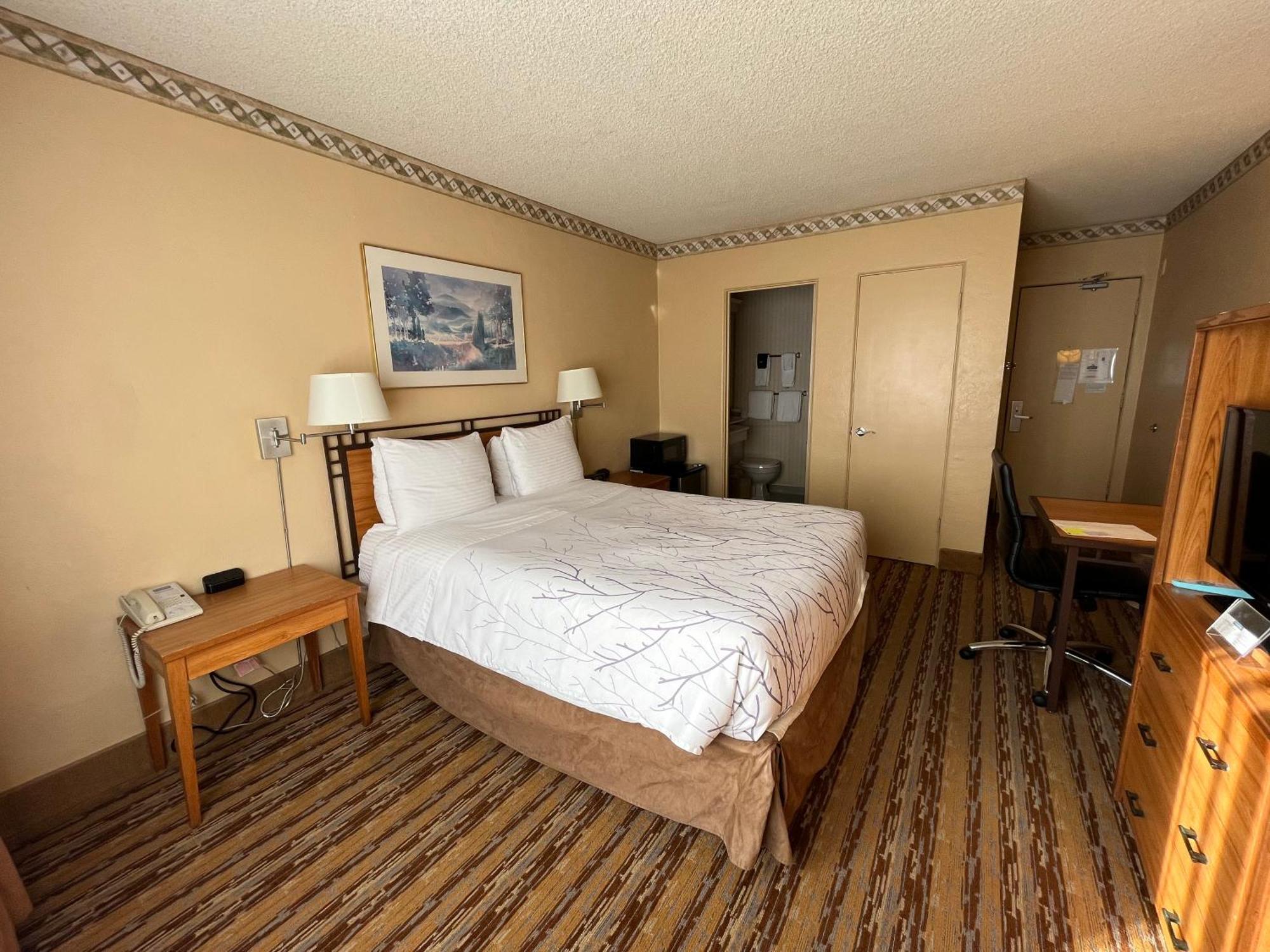 ทราเวลลอดจ์ ซีแอตเทิล บาย เดอะ สเปซ นีดเดิล Hotel ภายนอก รูปภาพ